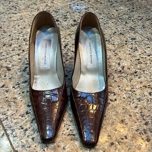 Brown crocodile heels (embossed leather) by Saks Fifth Avenue